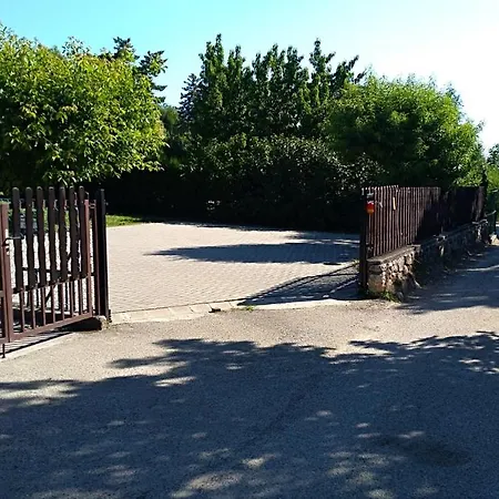 Balazs Πανσιόν 4*